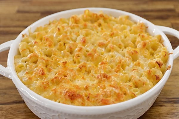 Macaroni and Cheese, a Delicious Dish with a Creamy Taste 